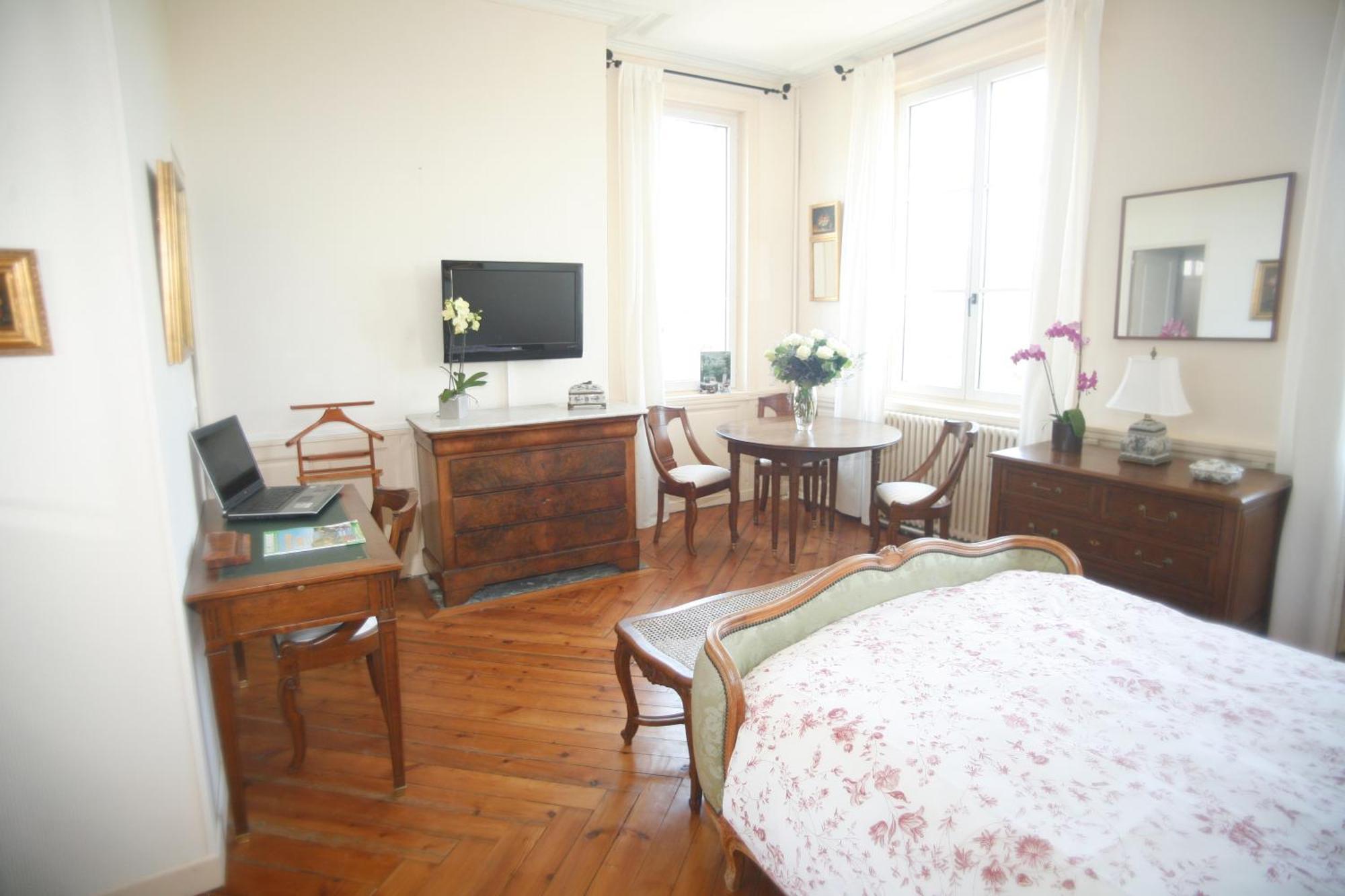 Chambres D'Hotes Autour De La Rose Honfleur Esterno foto